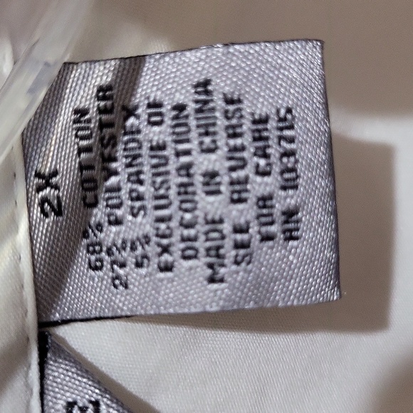 Signature by Larry Levine women's top, 2X, White - Picture 3 of 7